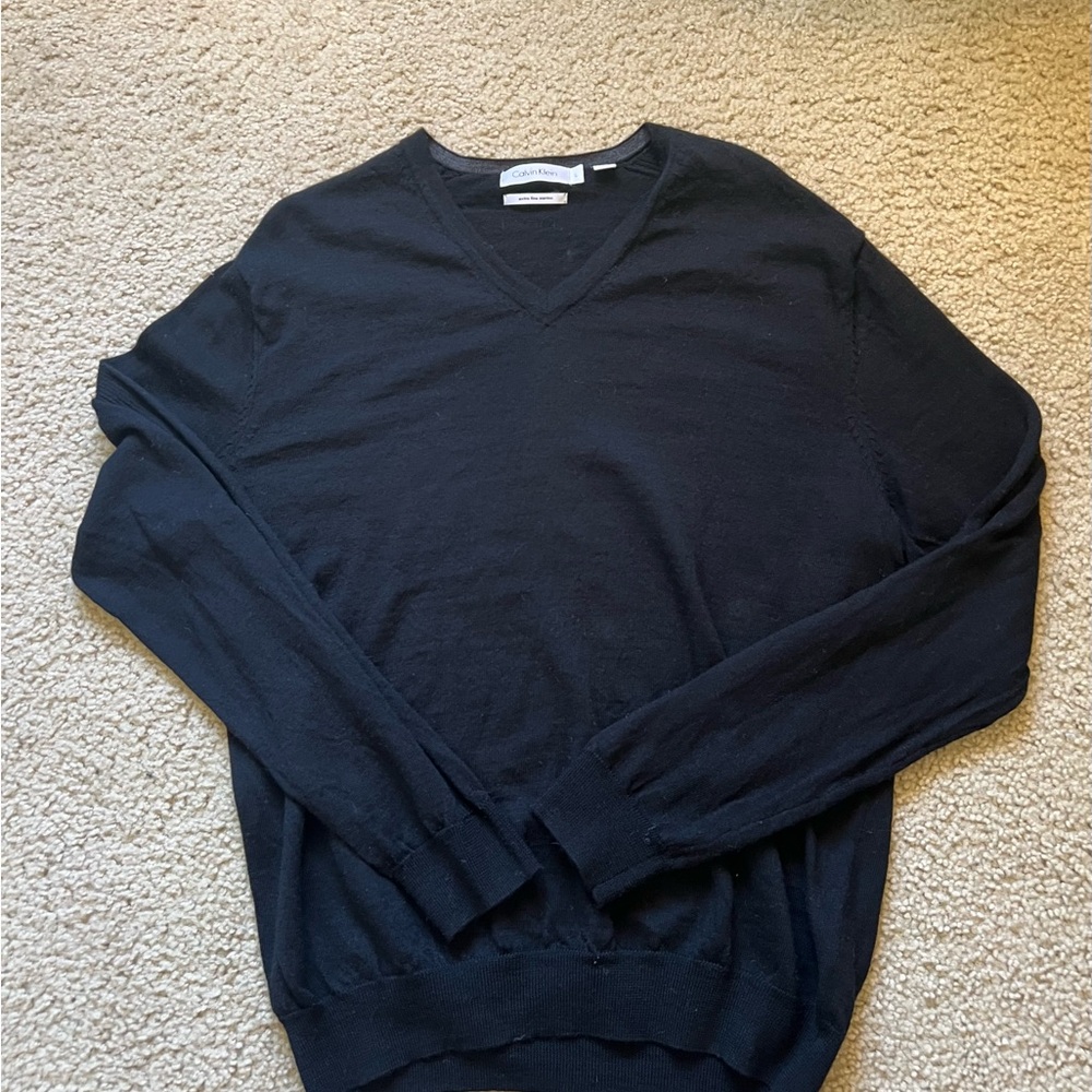 Calvin Klein Men's Black V-Neck Sweater